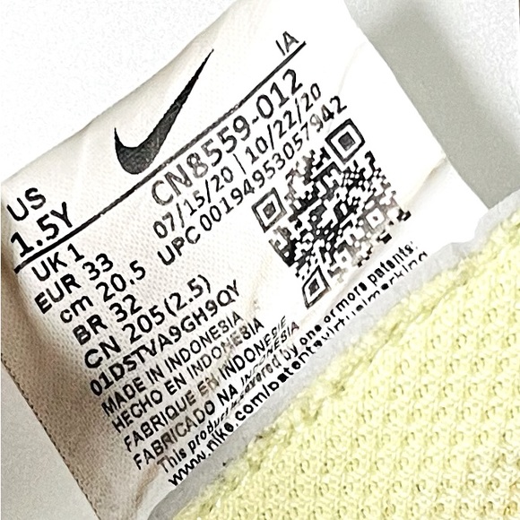 **SOLD** Nike Valiant (Smoke Grey/Sunset Pulse), Youth Size 1.5 - $20 - Picture 10 of 10